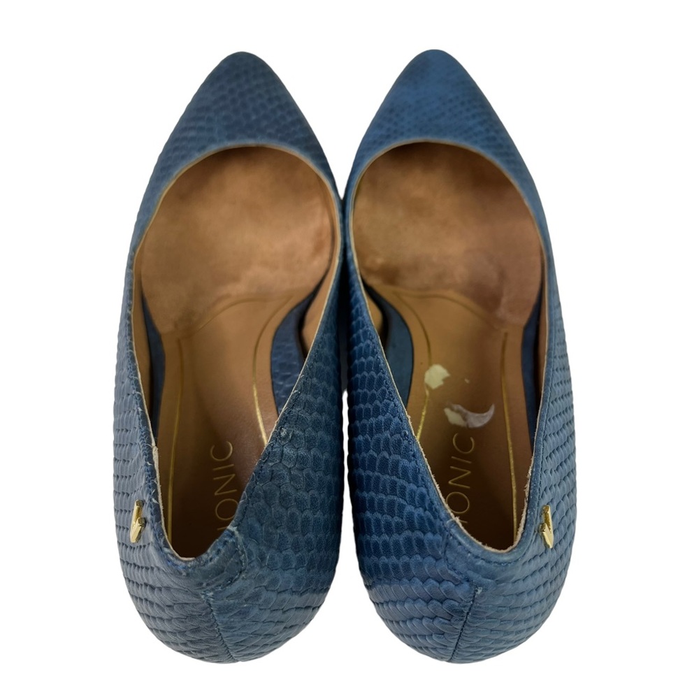 Vionic Blue Textured Heels - Picture 6 of 11